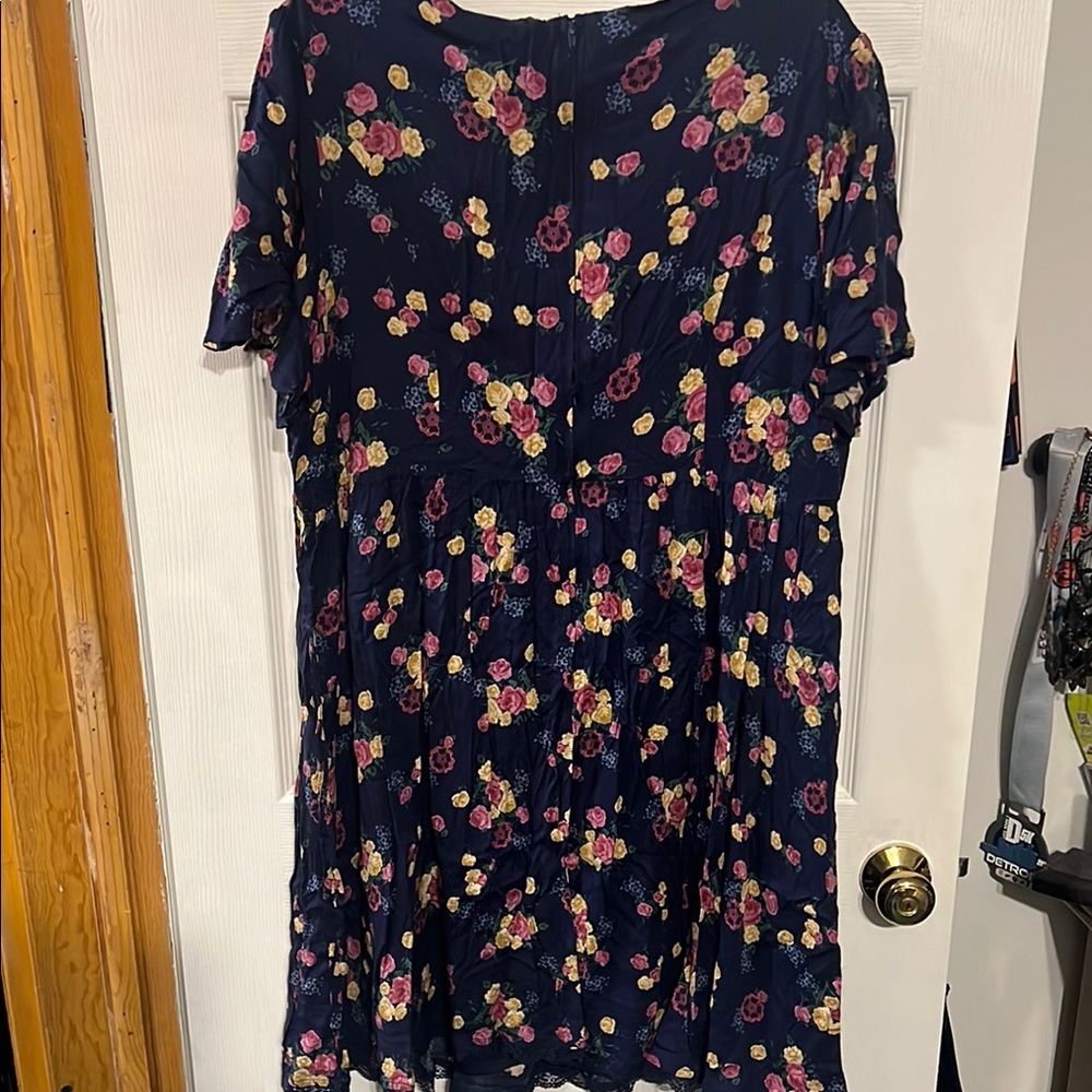 Torrid Navy Floral Midi Dress - Picture 5 of 5